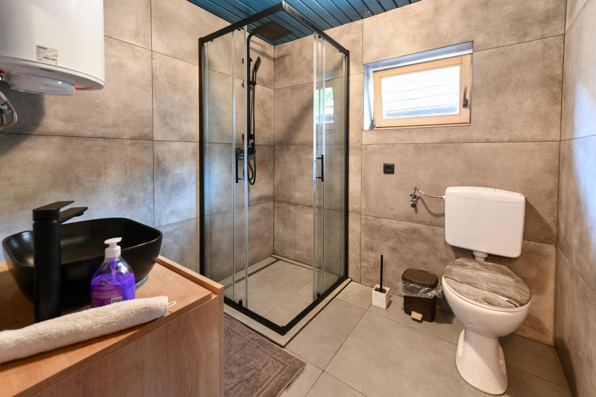 Guest House Martin Korana Екстериор снимка