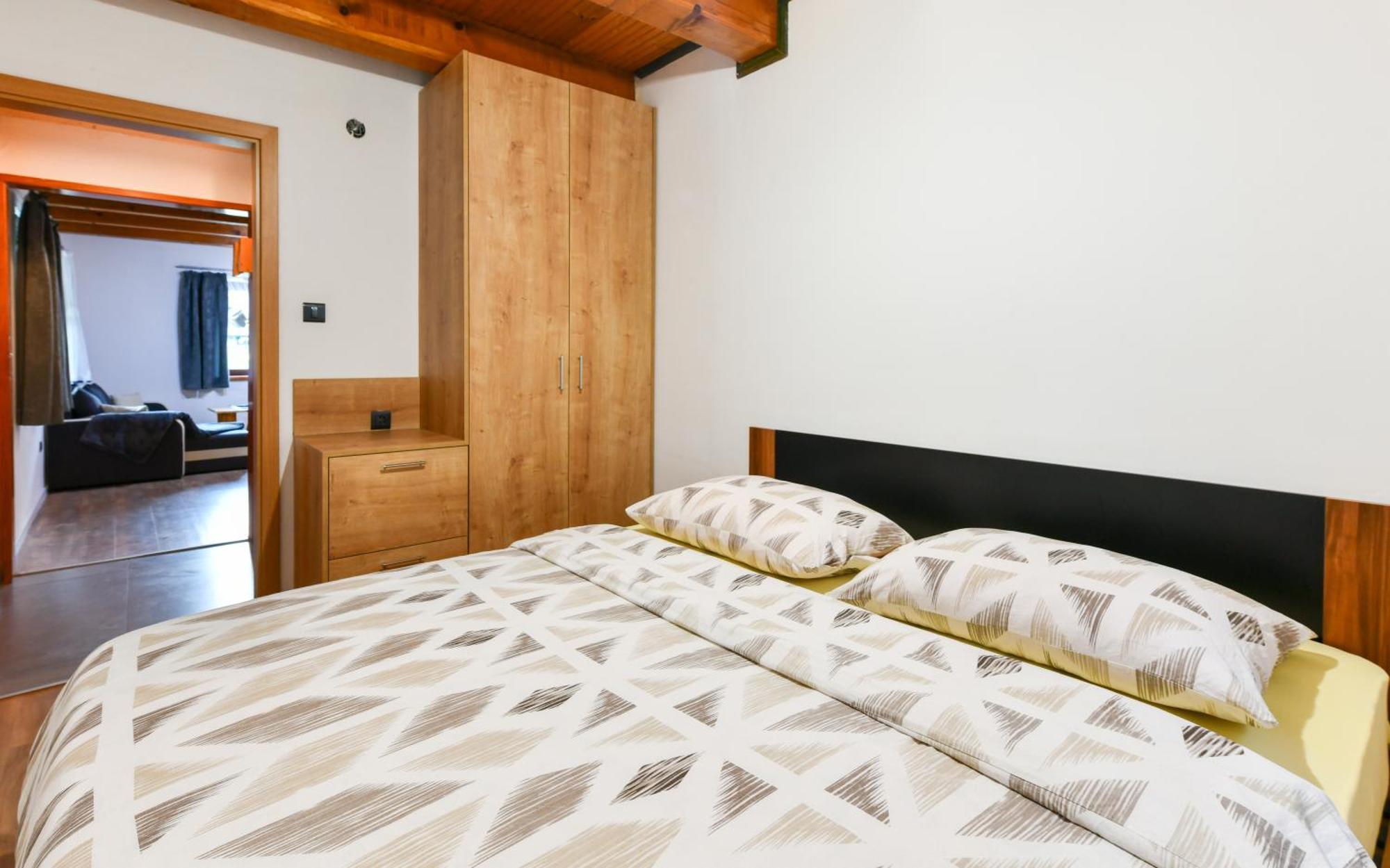 Guest House Martin Korana Екстериор снимка