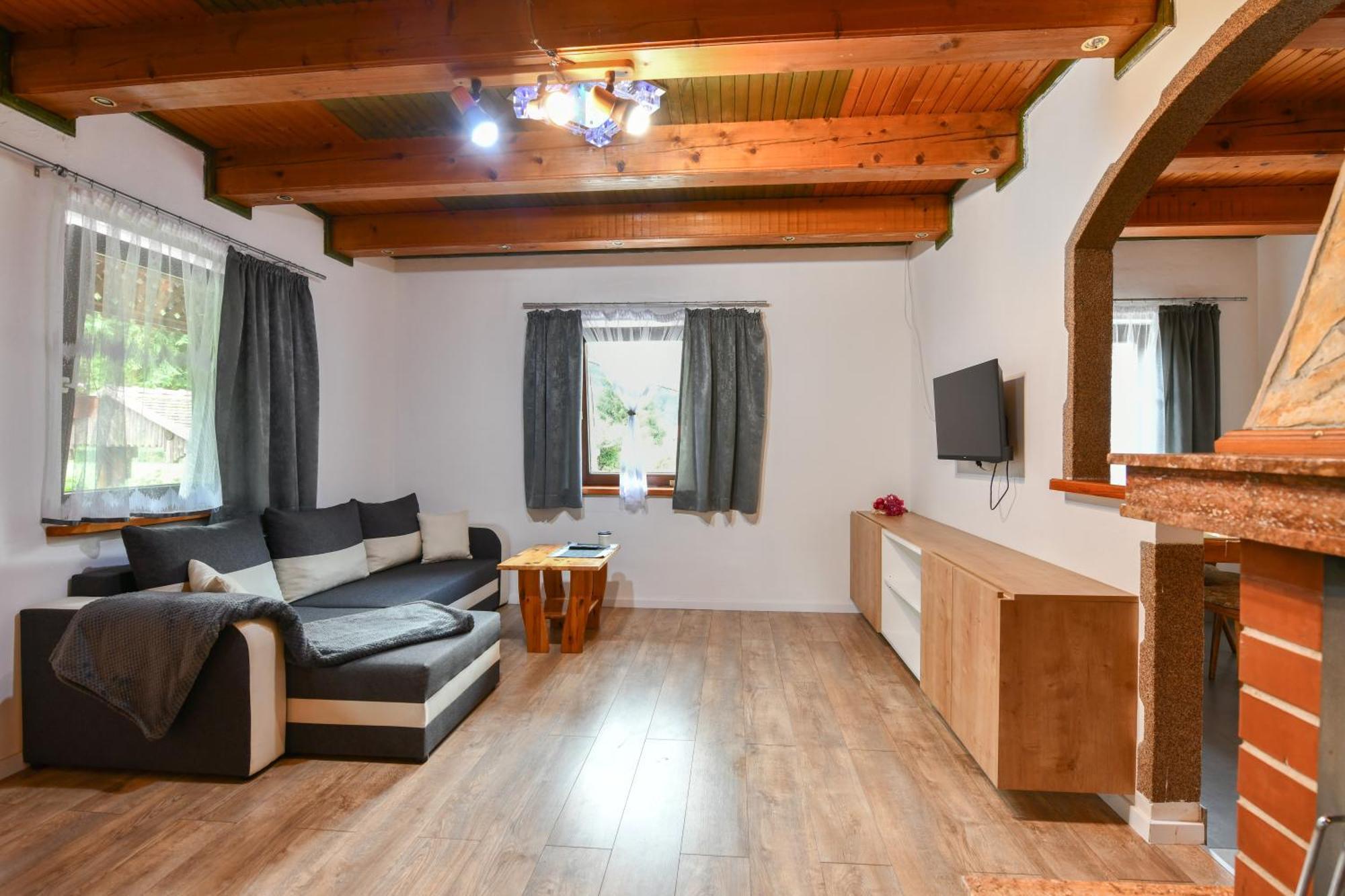 Guest House Martin Korana Екстериор снимка